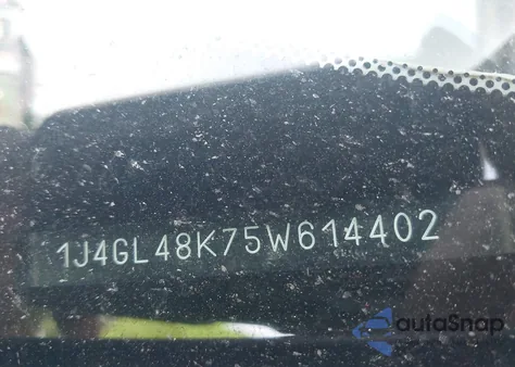 2005 Jeep Liberty Sport from USA, damaged, VIN 1J4GL48K75W614402